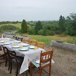 Yellow Up To10 Guests 亚达尔